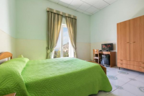 Гостиница Sisters Hotel  Пиано Ди Сорренто